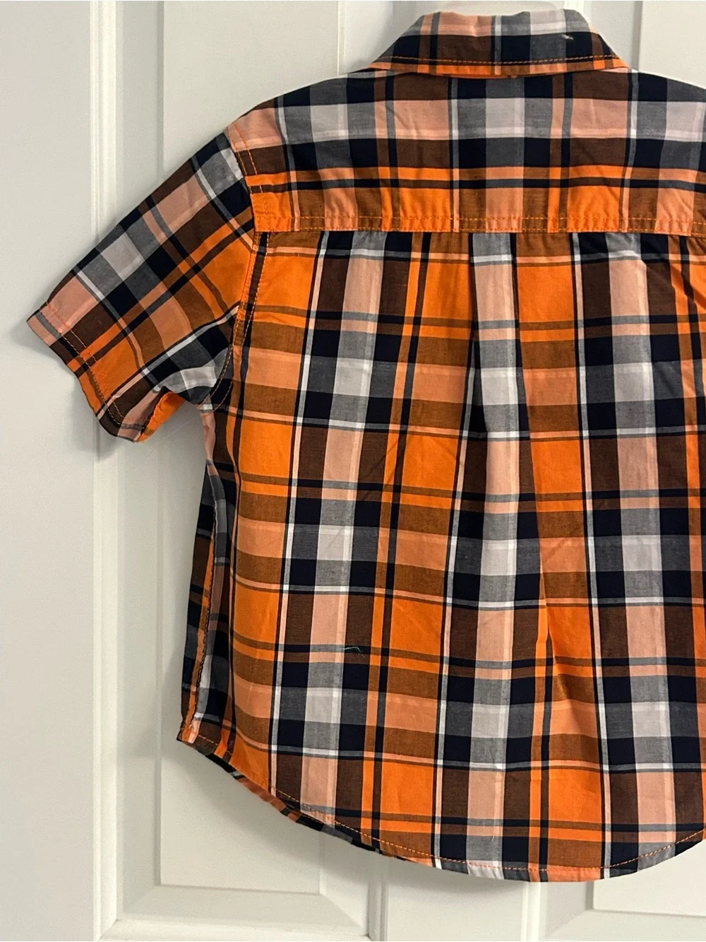 NWOT-Boys Faded Glory Orange and Black Plaid Short-Sleeve Button-Down Shirt